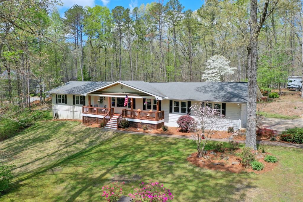 308 White Rd., White, GA 30184