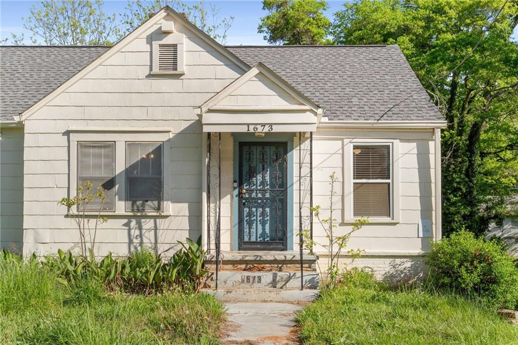 1673 M L King Jr Dr., Atlanta, GA 30314