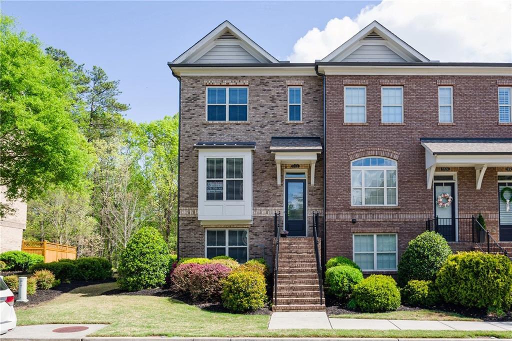1026 Township Sq., Alpharetta, GA 30022