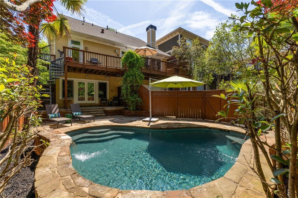 334 Sutherland Pl., Atlanta, GA 30307