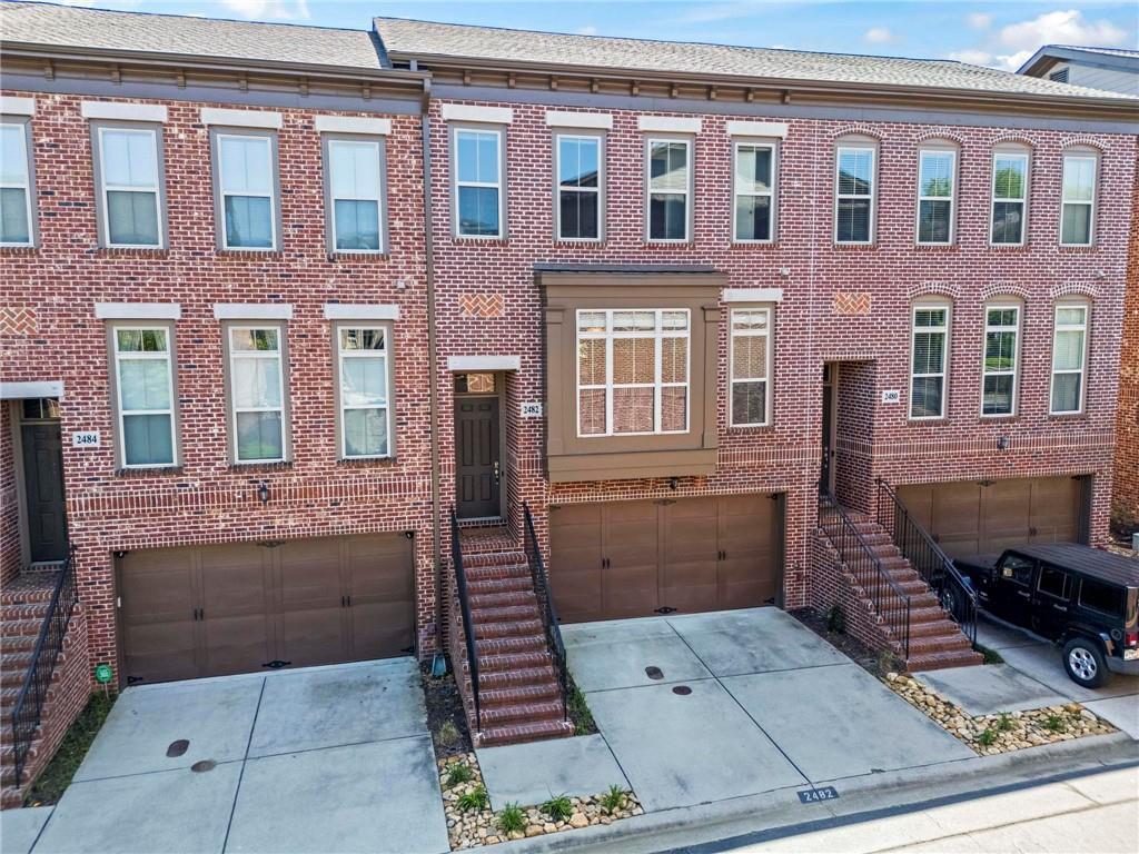 2482 Crescent Park Ct., Atlanta, GA 30339