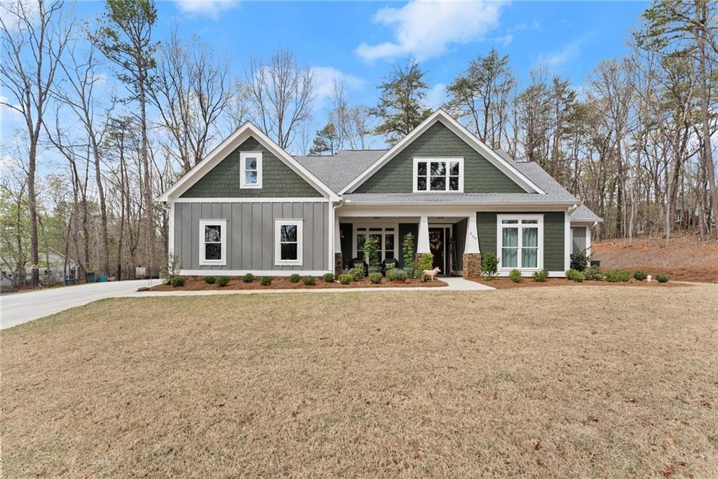 320 Fern Park Dr., Dawsonville, GA 30534