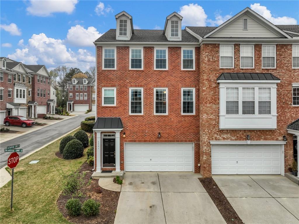 3501 Chattahoochee Summit Ln. #25, Atlanta, GA 30339