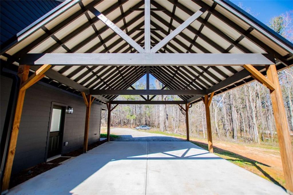 299 Beaver Pond Rd., Carrollton, GA 30117