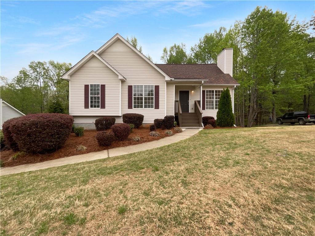 131 Diamond Ct., Carrollton, GA 30116
