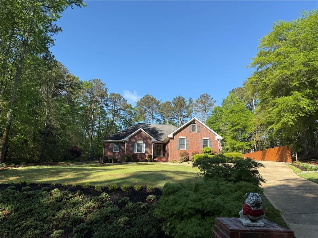501 Wedgepark Dr., Mcdonough, GA 30252