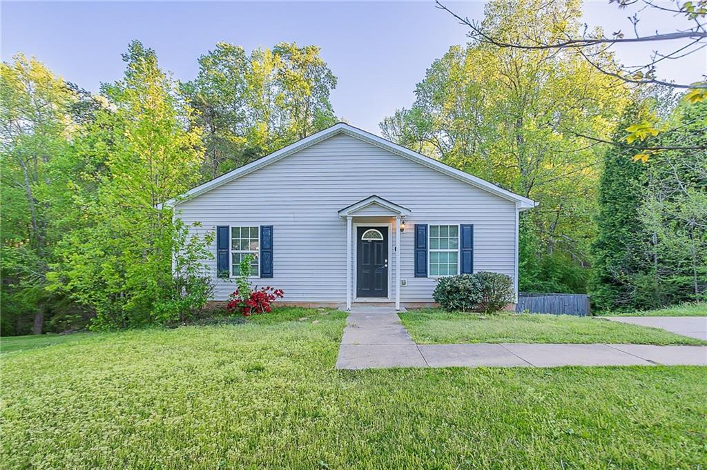 5860 Habitat Dr., Gainesville, GA 30506