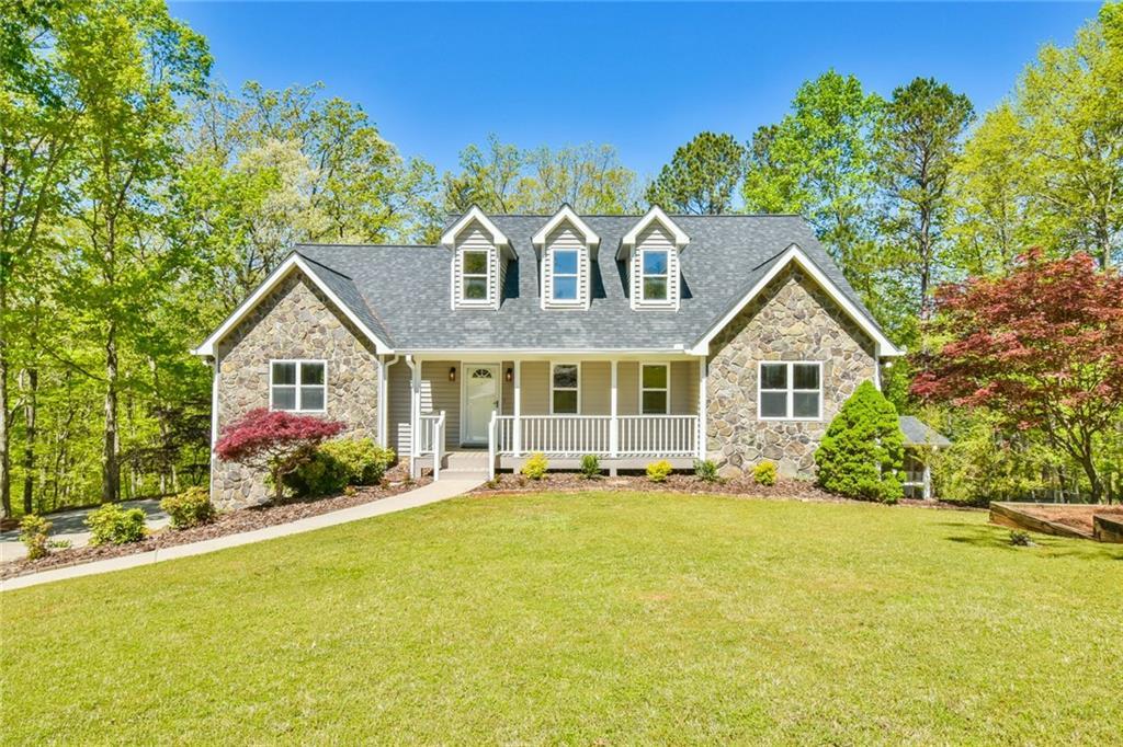 6025 River Oaks Dr., Flowery Branch, GA 30542
