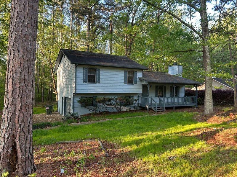 1106 Hardy Cir., Dallas, GA 30157