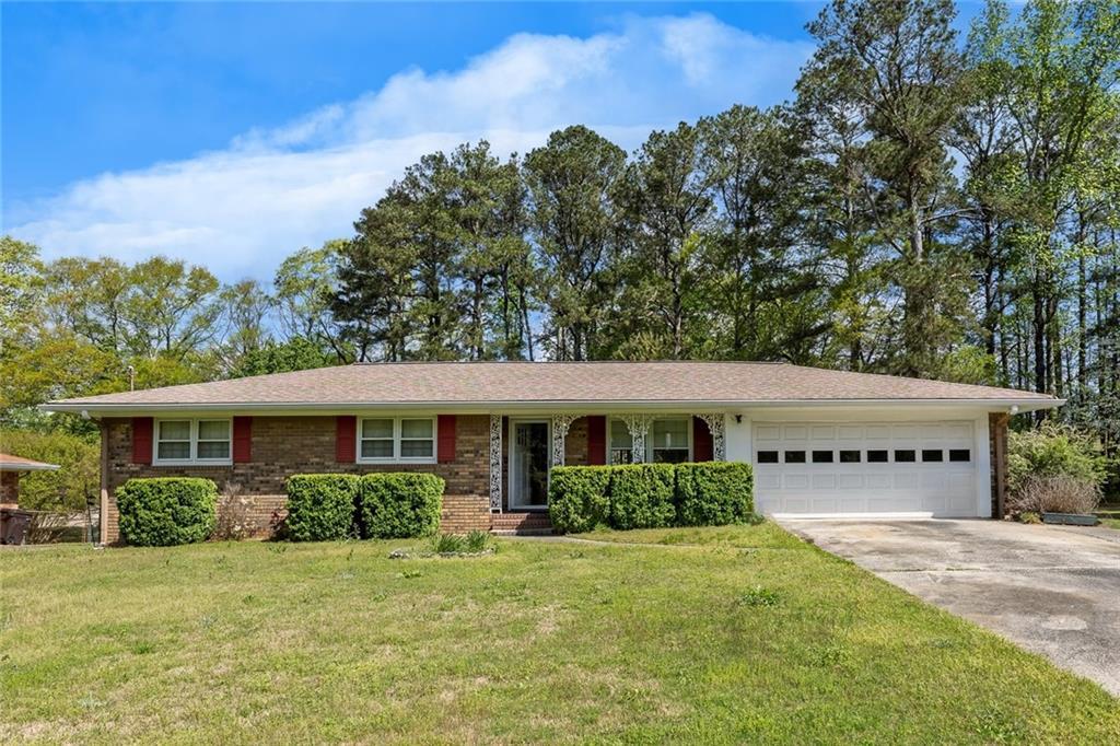 4164 Weston Dr., Powder Springs, GA 30127