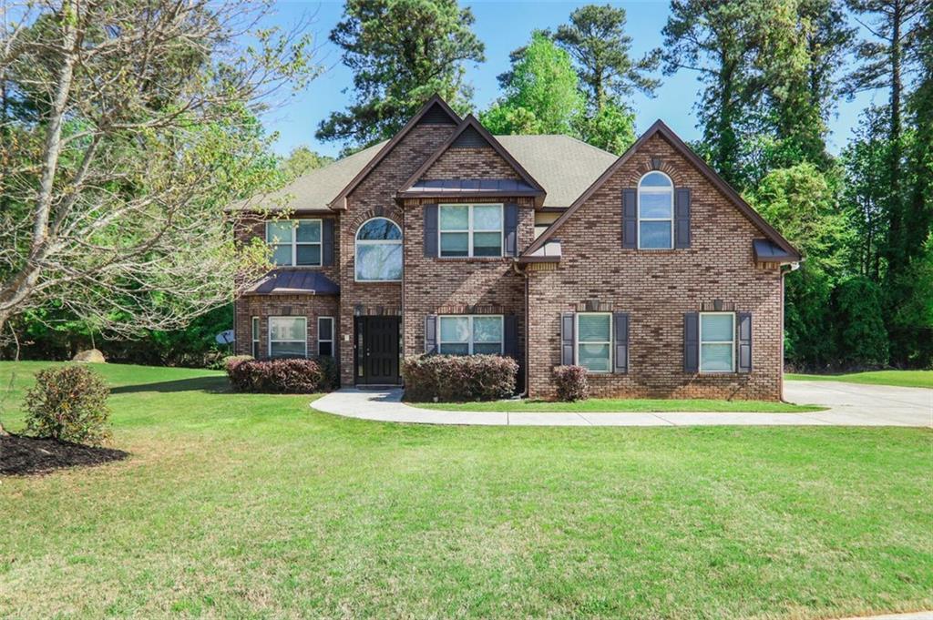 1544 English Manor Cir., Stone Mountain, GA 30087