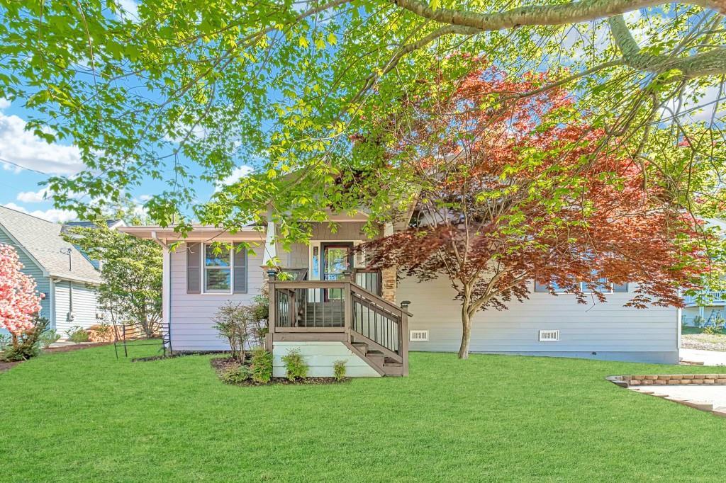 6571 Johnson Cir., Flowery Branch, GA 30542