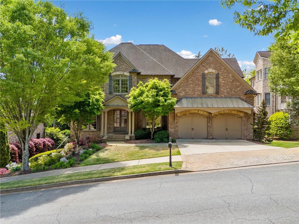 1045 Westcroft Ln., Roswell, GA 30075