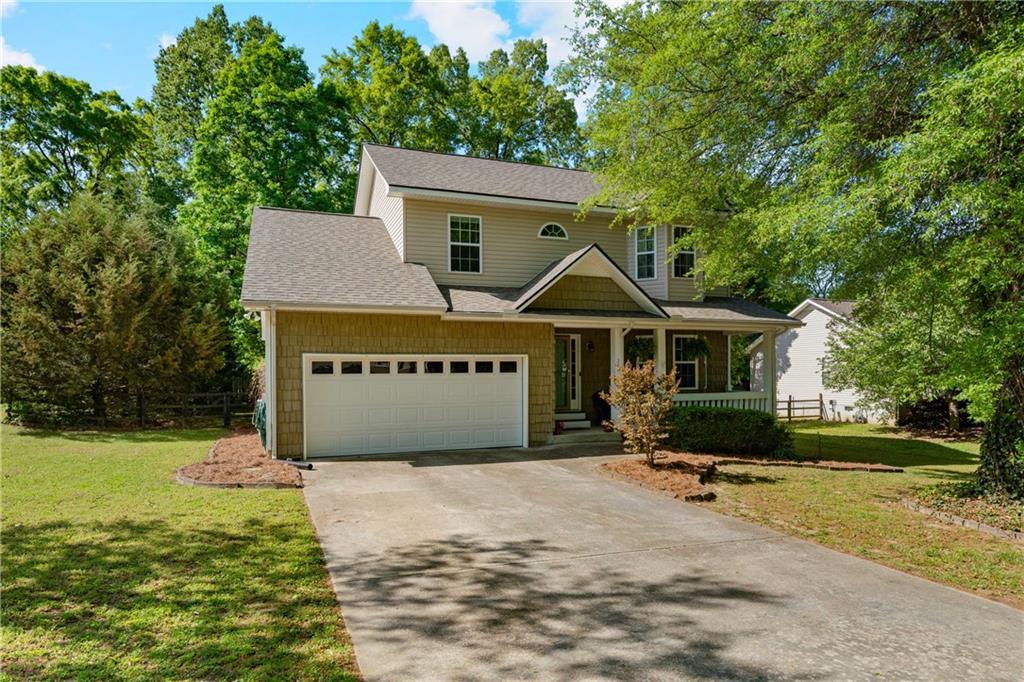 110 Honeysuckle Dr., Calhoun, GA 30701