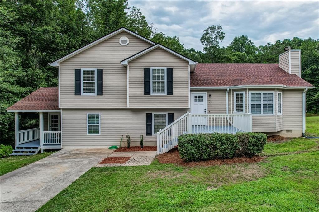 61 Meadowbrook Ln., Carrollton, GA 30117