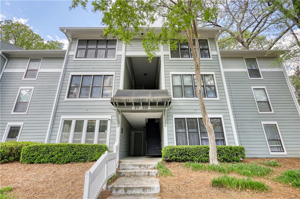 211 Summit North Dr., Atlanta, GA 30324