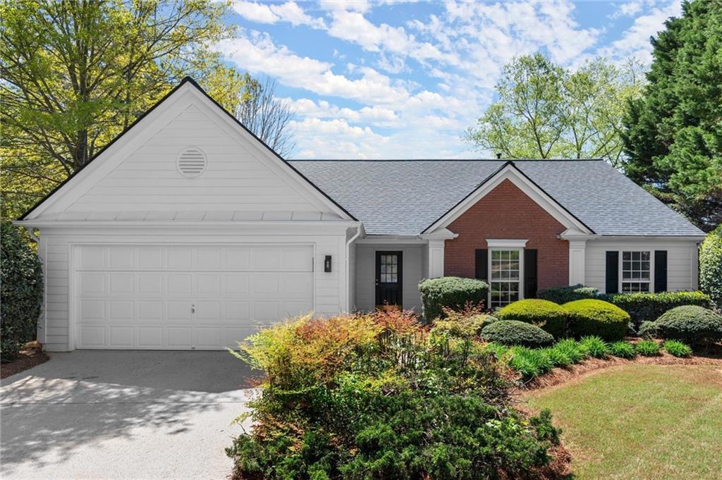 5755 Haterleigh Dr., Alpharetta, GA 30005