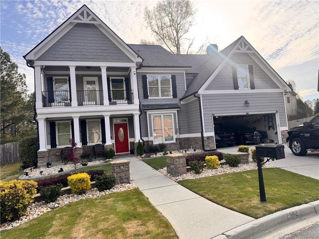 2582 Corey Park Dr., Loganville, GA 30052