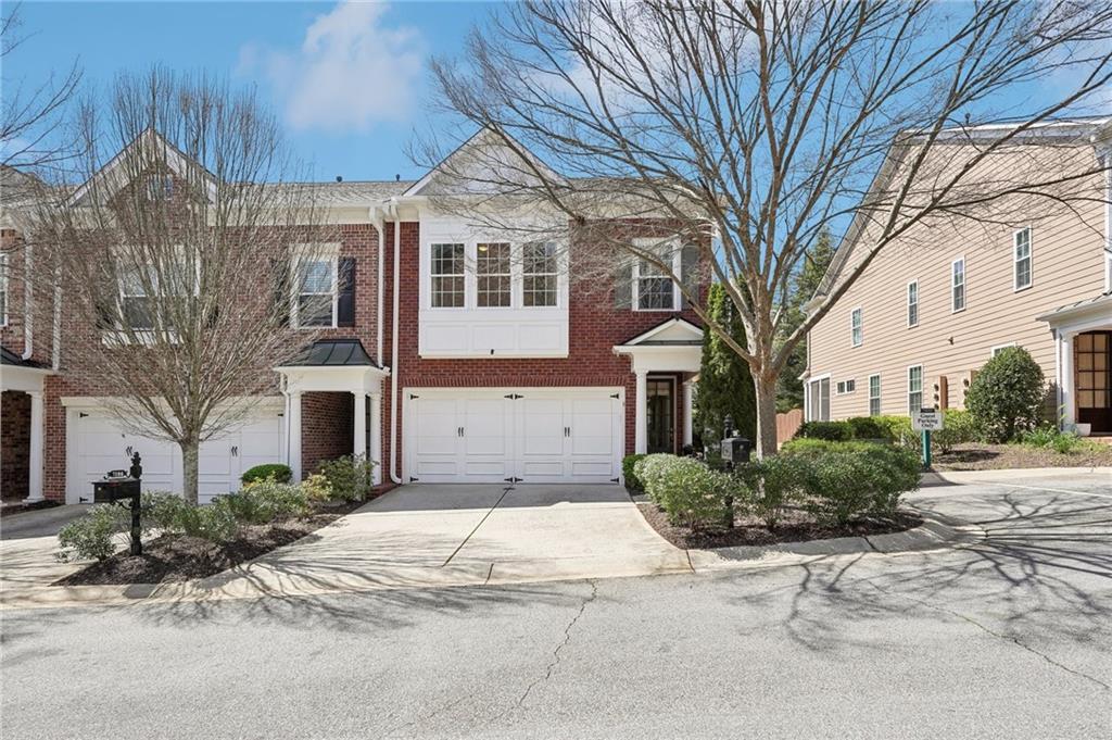7110 Lowery Oak Dr., Roswell, GA 30075