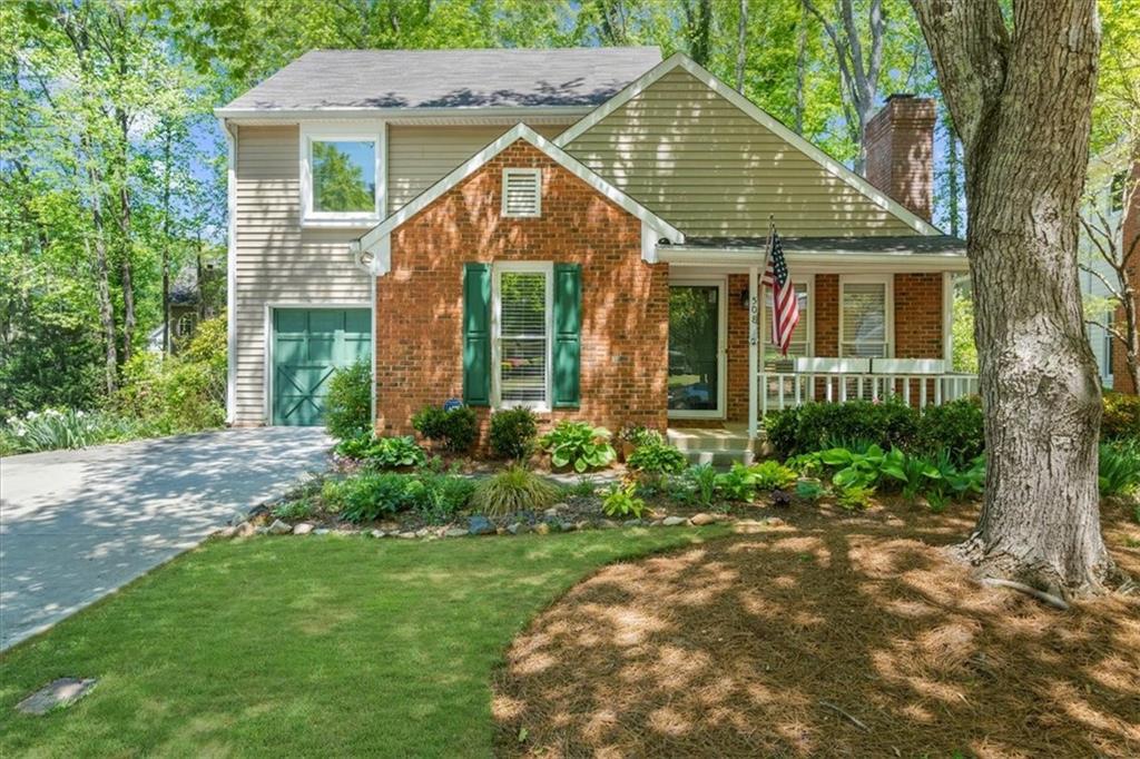 508 Roswell Green Ln., Roswell, GA 30075