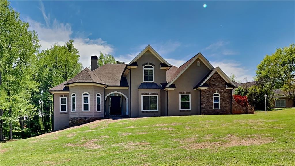 265 Castlewood Rd., Tyrone, GA 30290