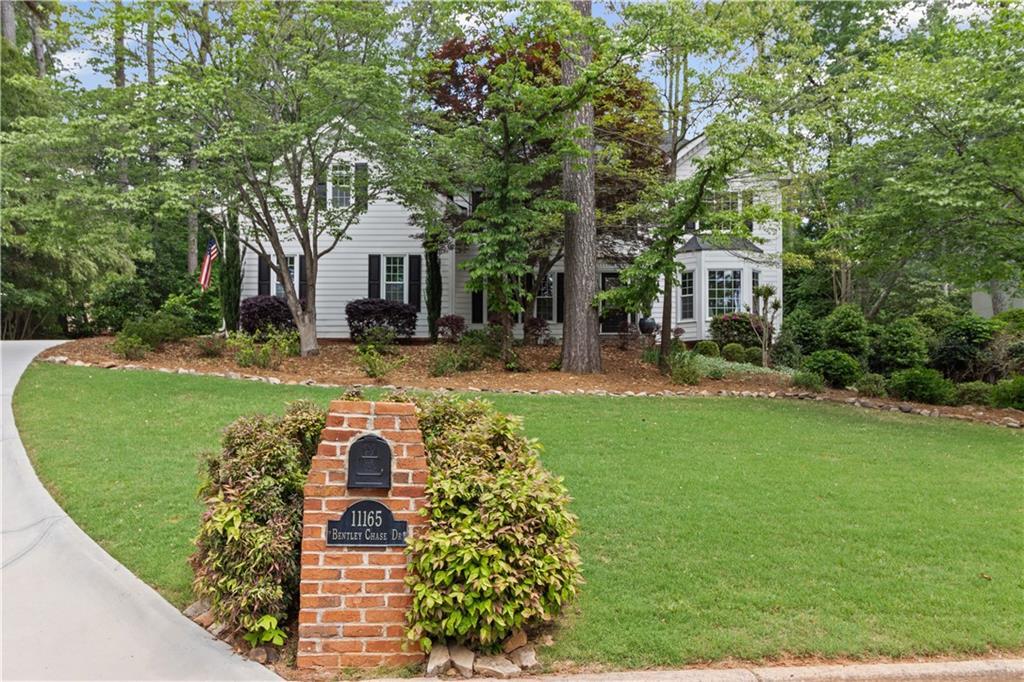 11165 Bentley Chase Dr., Johns Creek, GA 30097