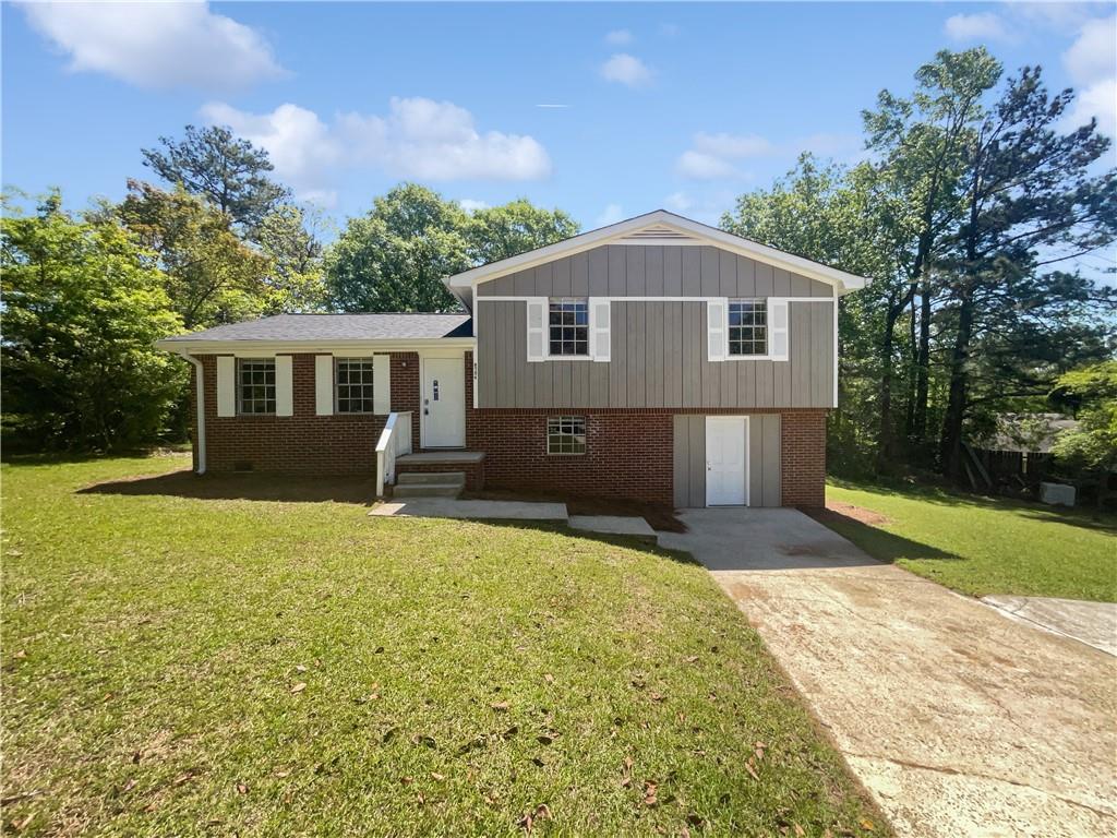 6754 Bedford Rd., Rex, GA 30273