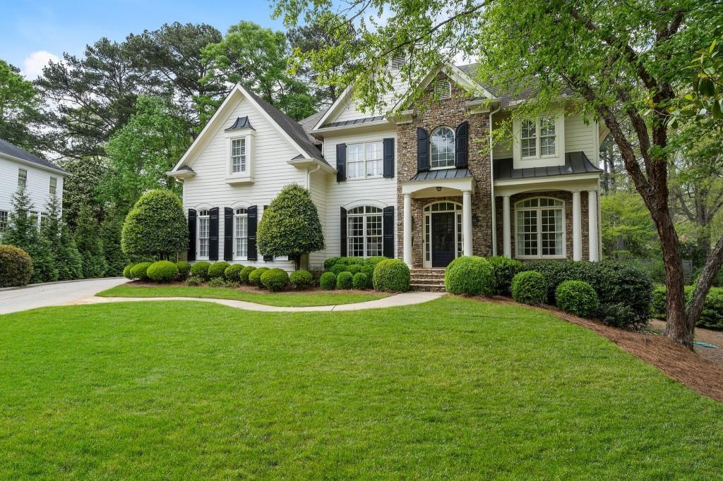 2376 Hyde Park Ct., Atlanta, GA 30318
