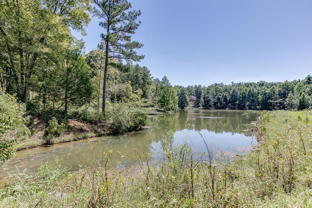 294 NW Old Dixie Hwy., Adairsville, GA 30103