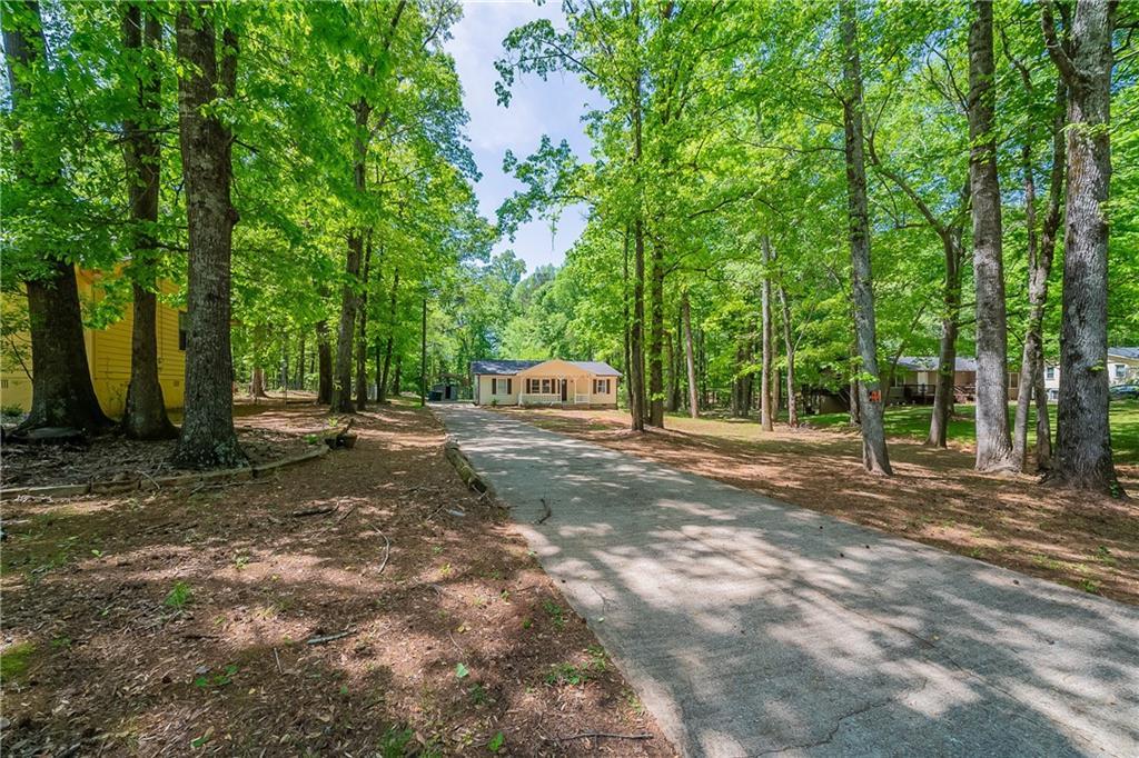 210 Meadowbrook Dr., Mcdonough, GA 30253