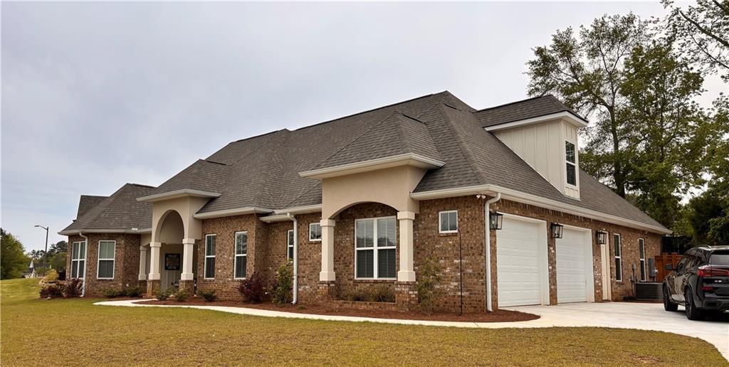 303 Wilsons Creek Bend, Bonaire, GA 31005