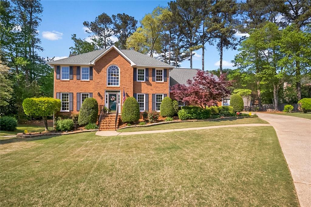 744 Edgewater Ln., Kennesaw, GA 30144