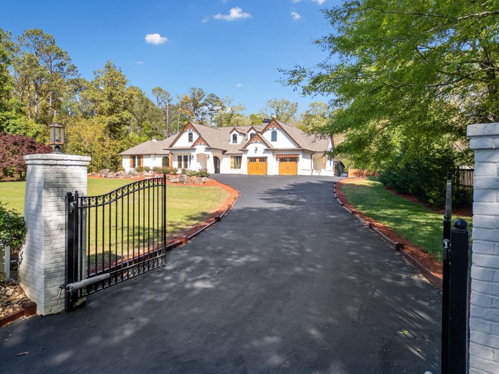 3920 Maybreeze Rd., Marietta, GA 30066