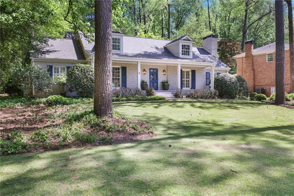 2567 Hyde Manor Dr., Atlanta, GA 30327