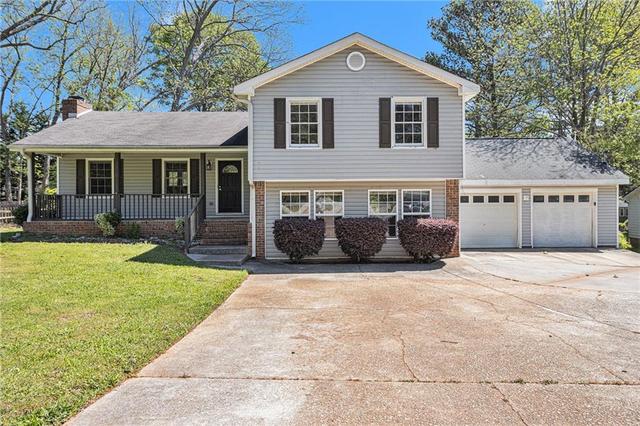 New Homes For Sale This Week That Attend Sims Elementary School: April 11th to April 17th