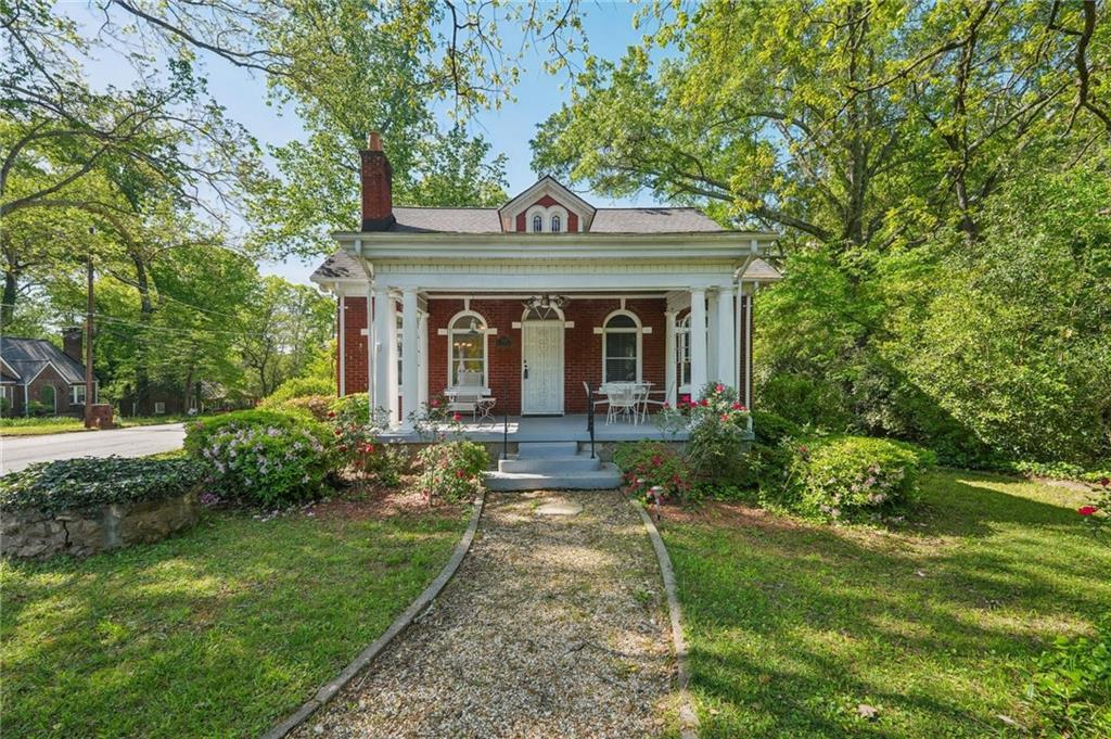 2126 Boulevard Granada, Atlanta, GA 30311