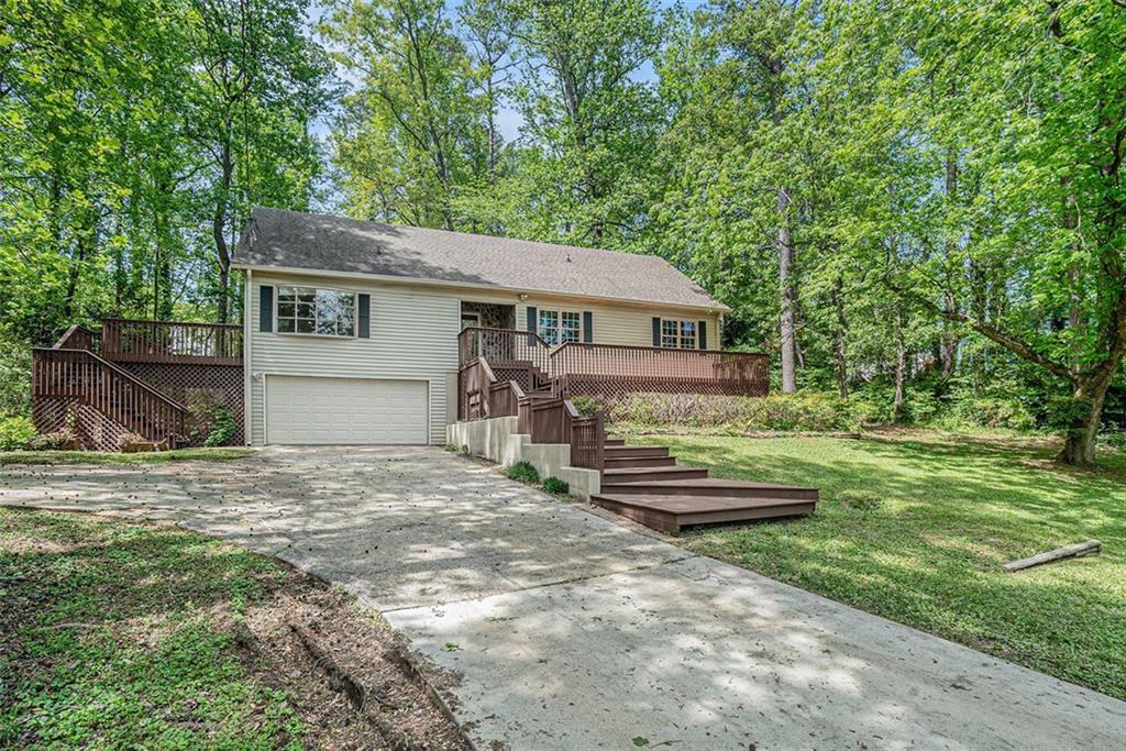1373 Janice Ct., Lilburn, GA 30047
