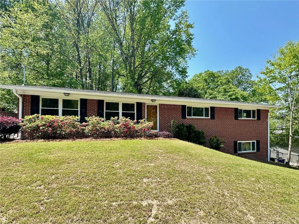 2617 Cove Cir., Brookhaven, GA 30319