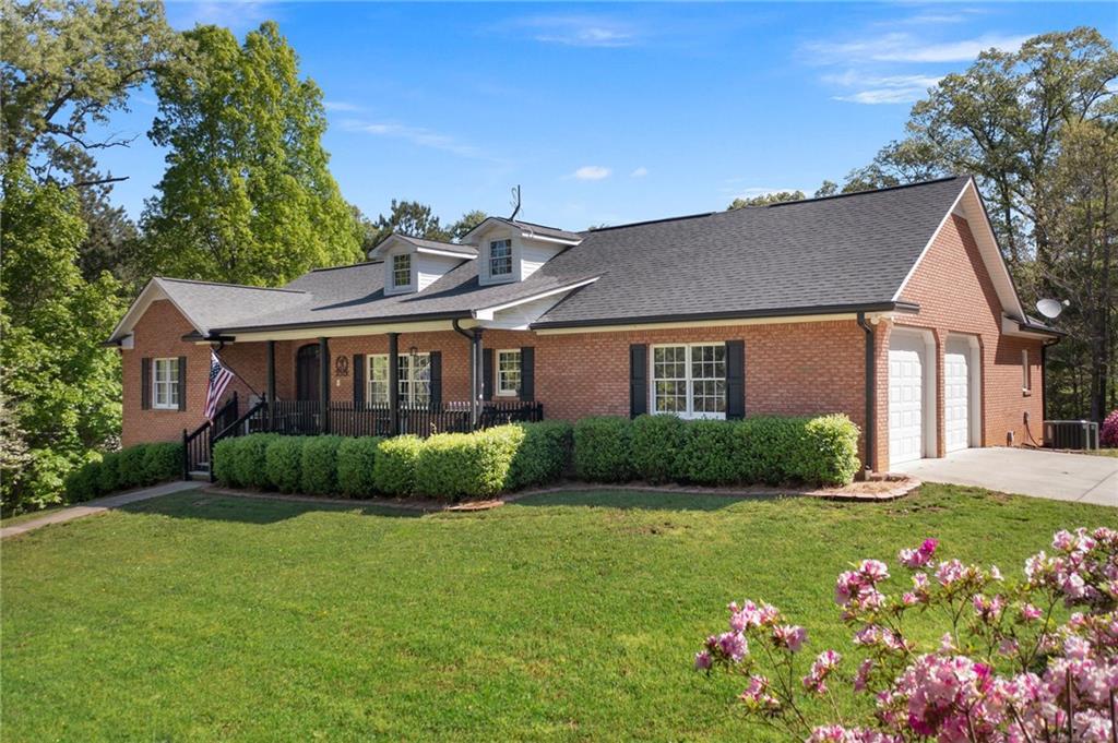 2218 Hills Creek Rd., Taylorsville, GA 30178