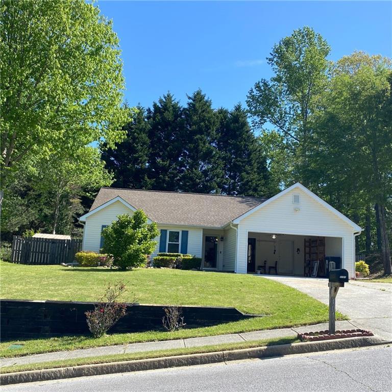 1010 J Dorothy Pl., Sugar Hill, GA 30518