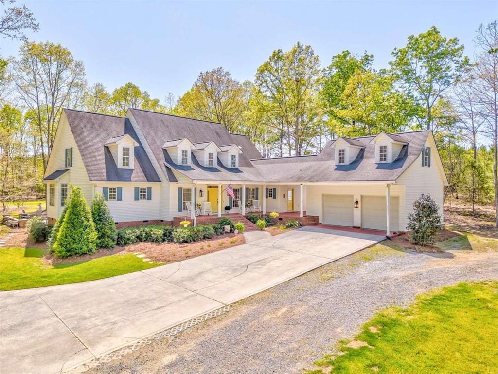 6095 Blacks Bluff Rd., Cave Spring, GA 30124