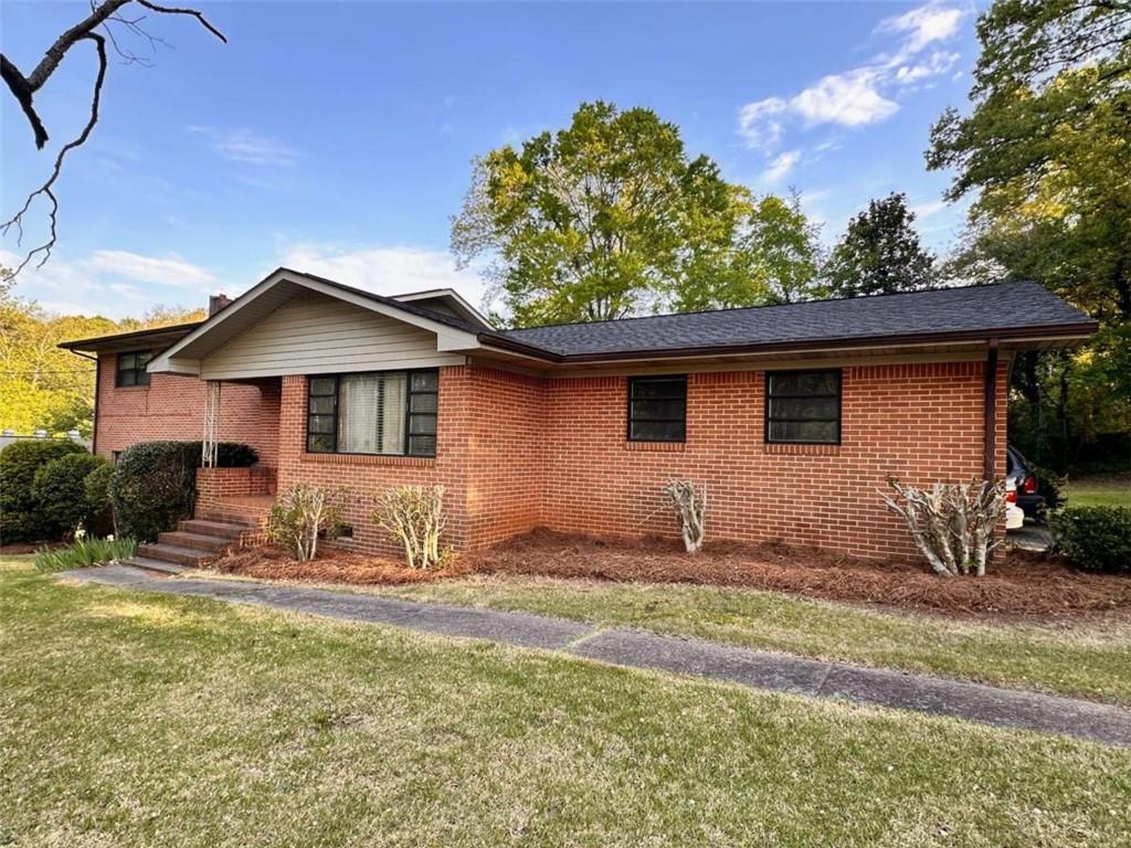 132 Frances Pl., Carrollton, GA 30117