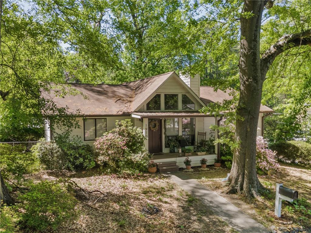 1910 Volberg St., Atlanta, GA 30318