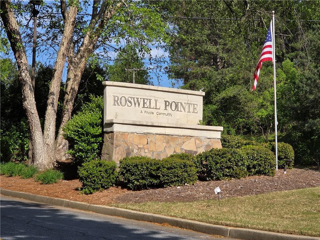 4214 Lake Pointe Cir., Roswell, GA 30075