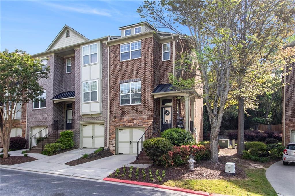1976 Cobblestone Cir., Atlanta, GA 30319
