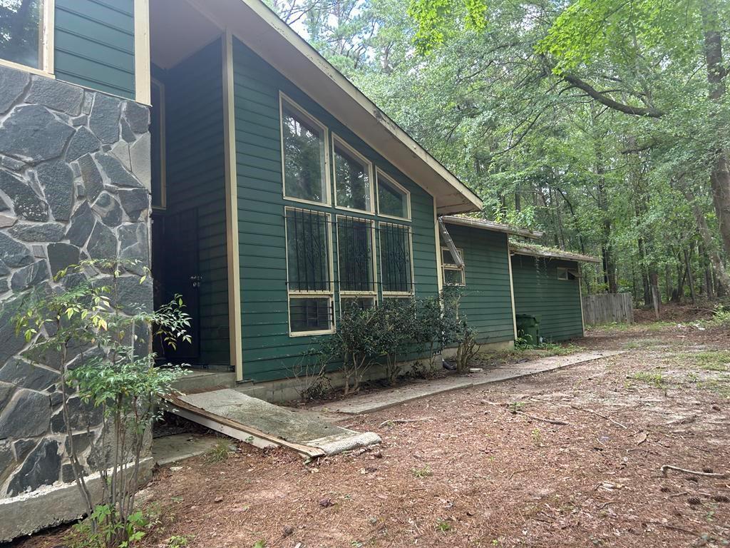 2725 Old Jonesboro Rd., Fairburn, GA 30213