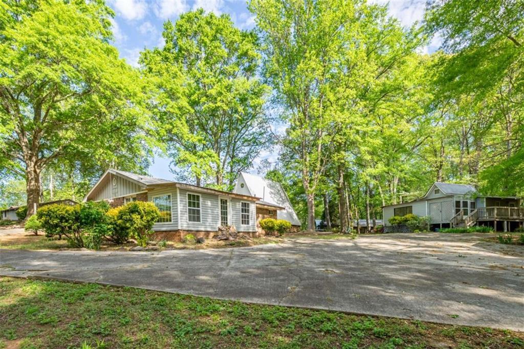 1098 Cown Rd., Villa Rica, GA 30180