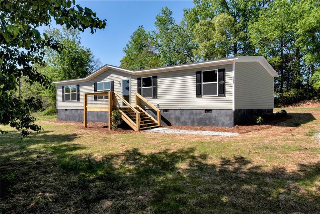 2705 Yonah Homer Rd., Lula, GA 30554