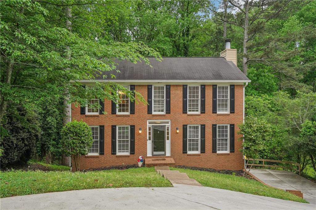 2895 Shurburne Dr., Alpharetta, GA 30022