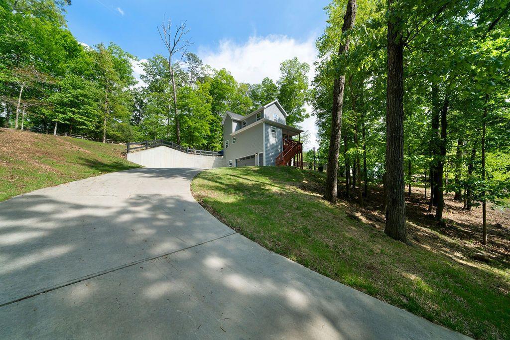15 Swallow Dr., White, GA 30184
